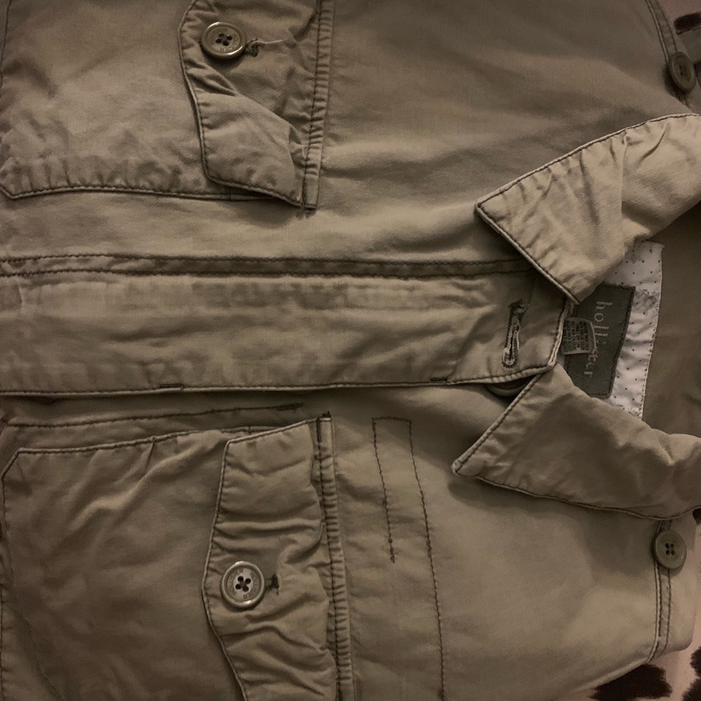 Hollister Jacket Size L but fits like a M